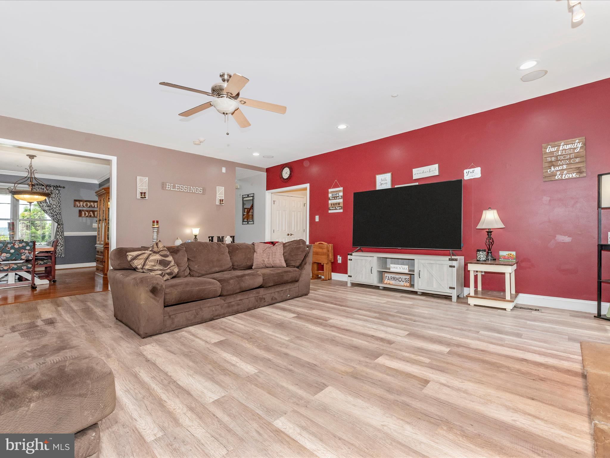2987 Traceys Mill Road Manchester, MD 21102 - Photo 13 of 57 Family Room