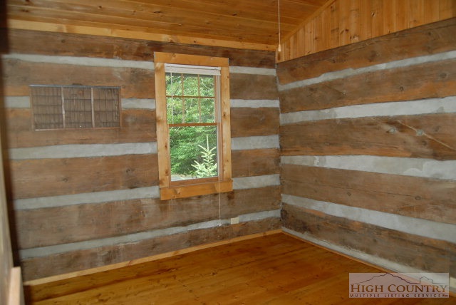 1694 Homestead Road Todd, NC 28684 - Photo 7 of 16 Gallery Image 7
