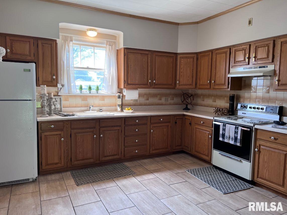 2829 East Sangamon Avenue Springfield, IL 62702 - Photo 27 of 39 Gallery Image 27