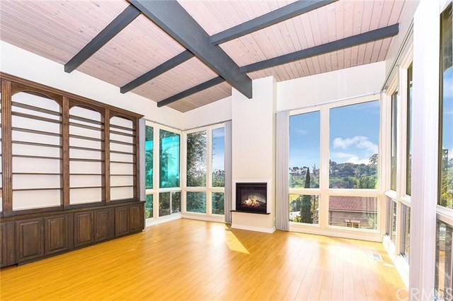 1538 Marion Drive Glendale, CA 91205 - Photo 3 of 19