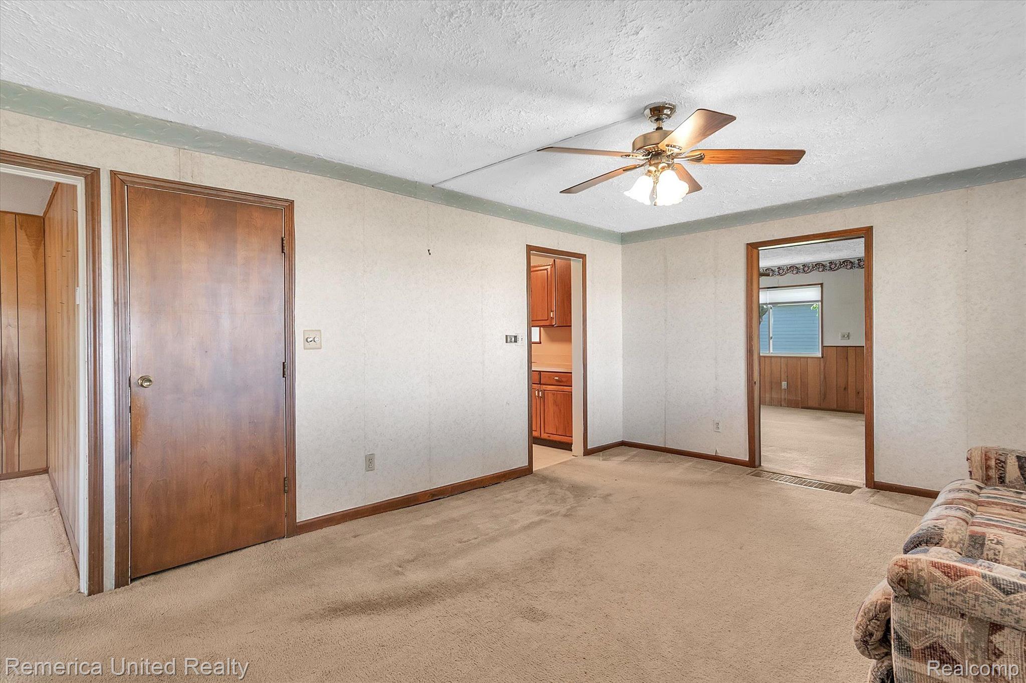 580 Wright Road Howell, MI 48843 - Photo 10 of 36 Gallery Image 10