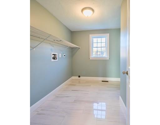 320 Boston Road Chelmsford, MA 01824 - Photo 15 of 30 a view of an empty room