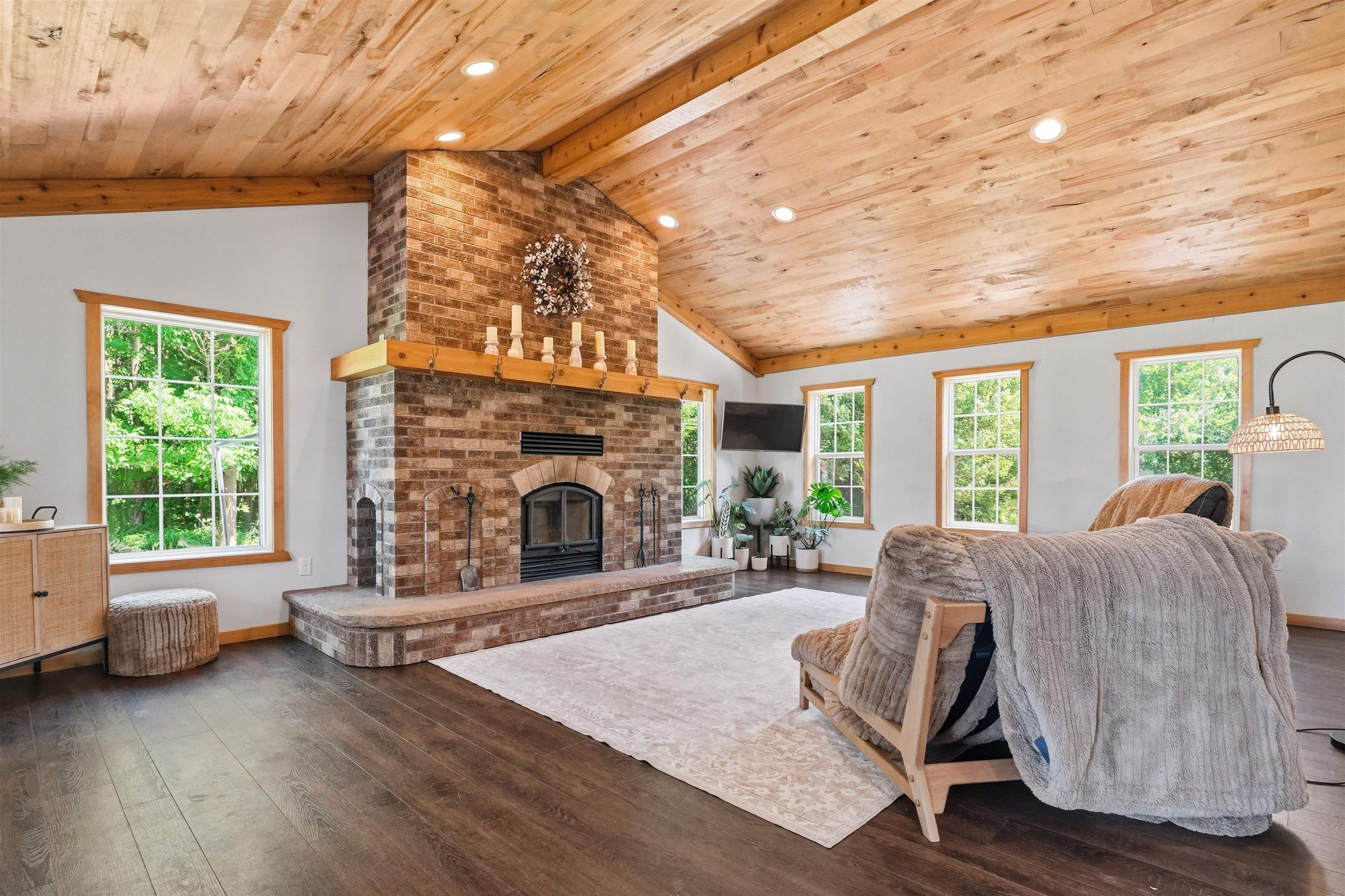 W1364 Highway 64 Medford, WI 54451 - Photo 6 of 28