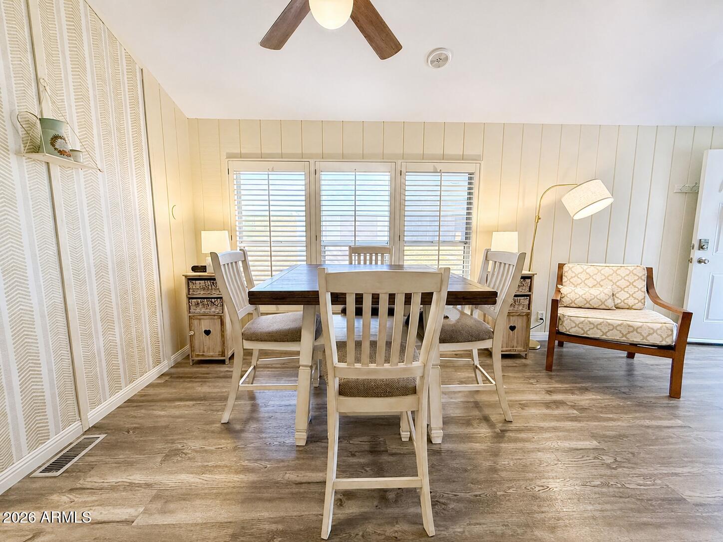 8865 East Baseline Road, Unit 1010 Mesa, AZ 85209 - Photo 13 of 57 Living room/Dining Room