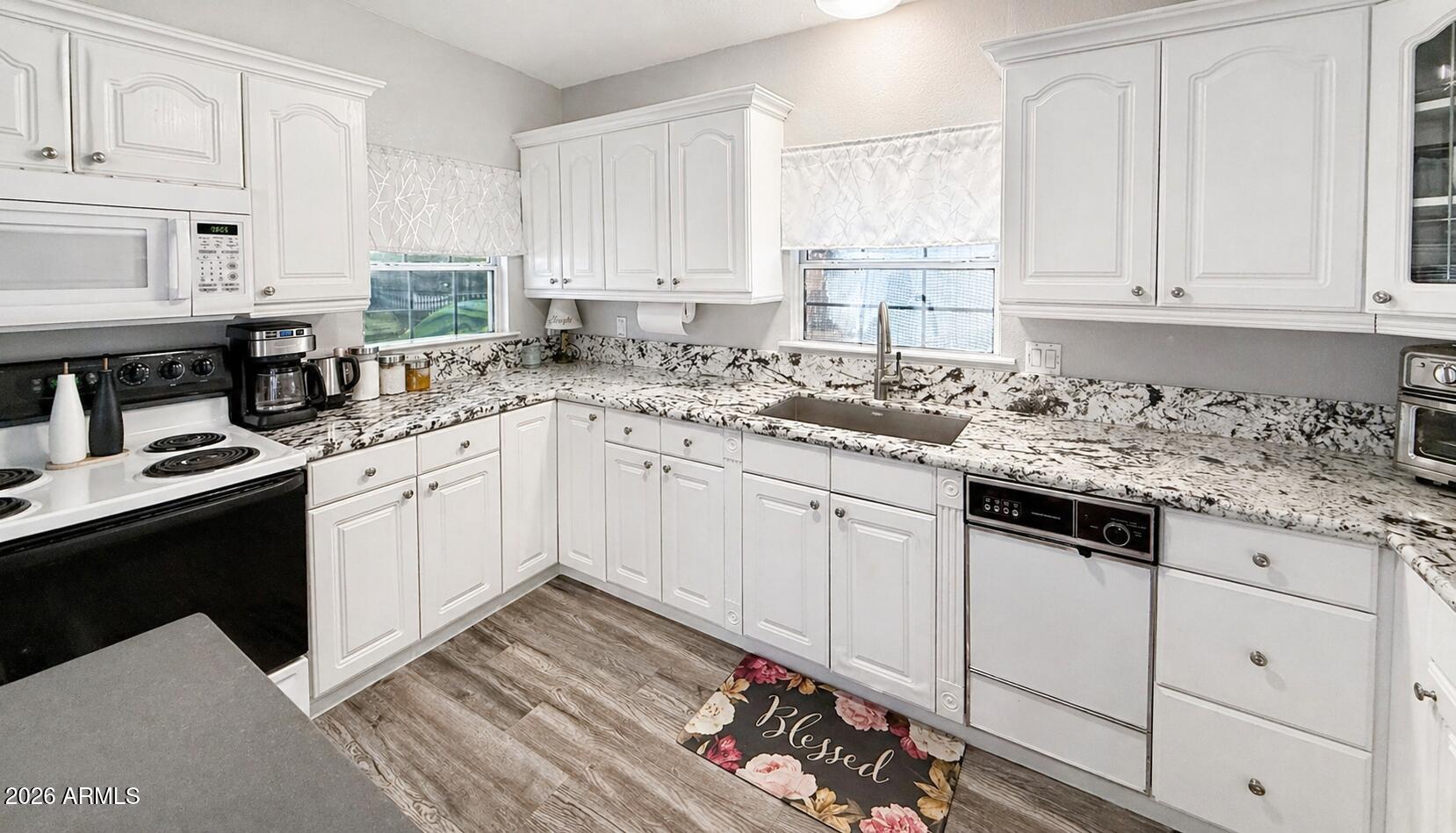 8865 East Baseline Road, Unit 1010 Mesa, AZ 85209 - Photo 4 of 57 Kitchen