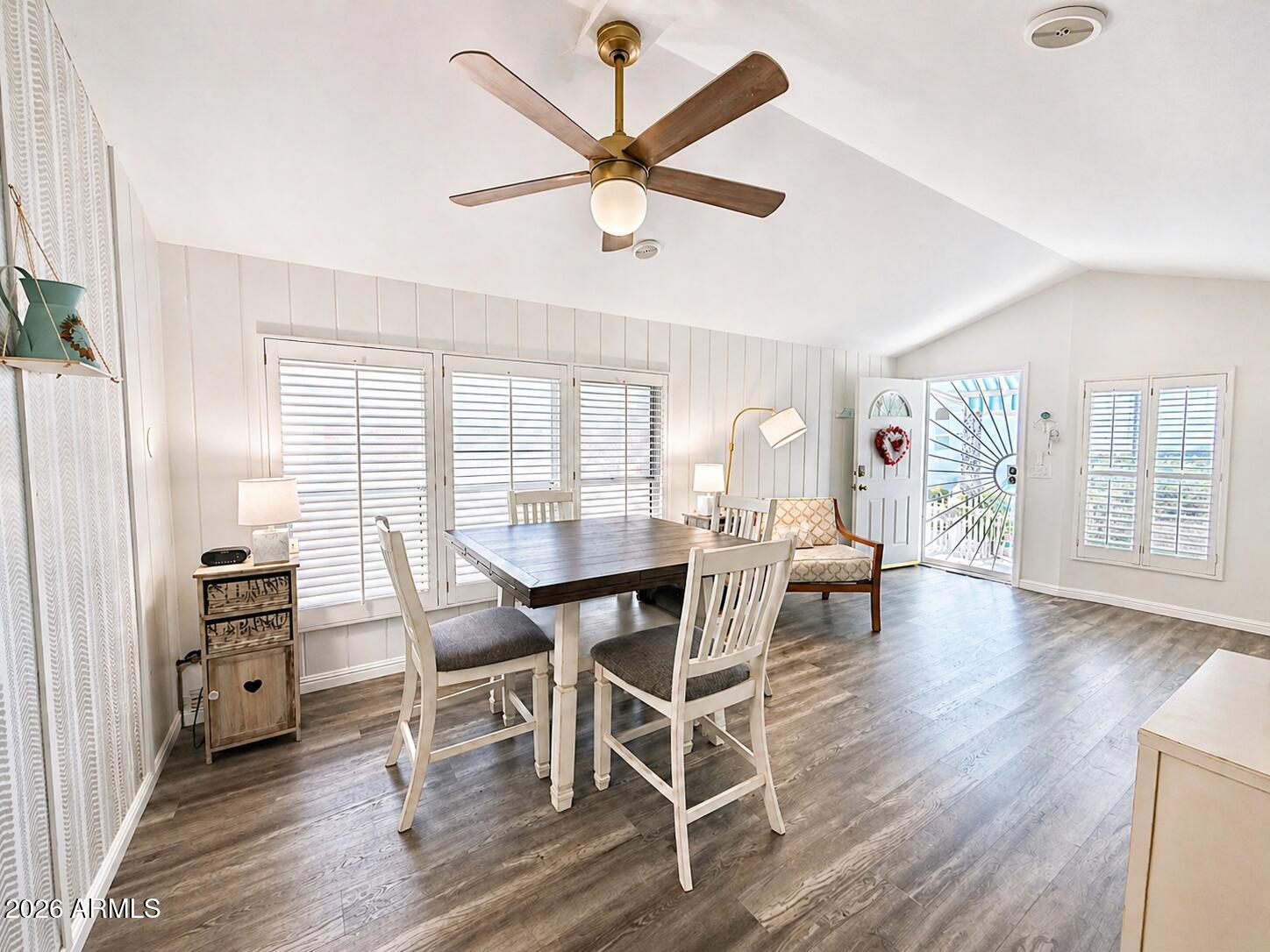 8865 East Baseline Road, Unit 1010 Mesa, AZ 85209 - Photo 5 of 57 Living Room/Dining Room