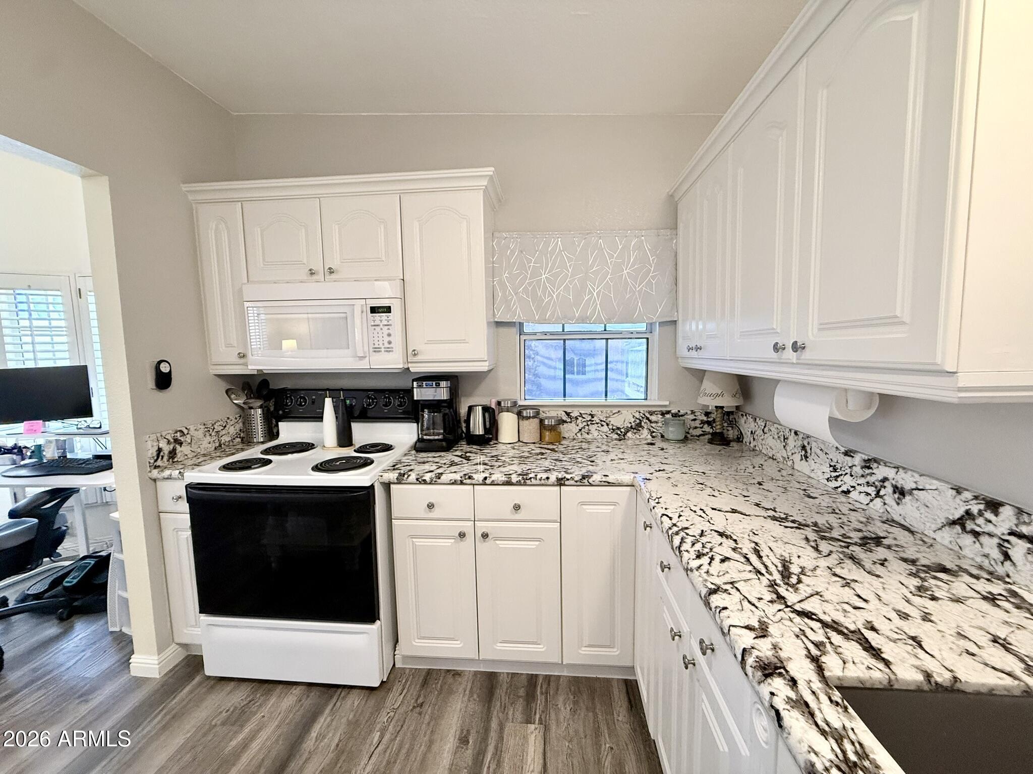 8865 East Baseline Road, Unit 1010 Mesa, AZ 85209 - Photo 8 of 57 Kitchen