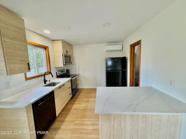 $2,150 | 7067 Vista Drive, Tobyhanna, PA 18466