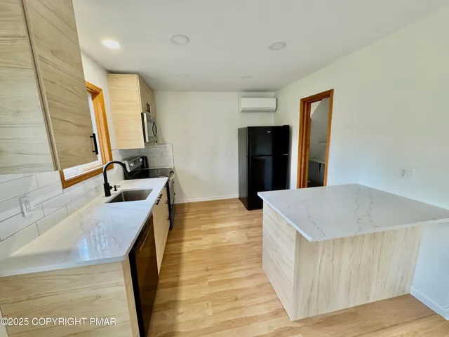 $2,150 | 7067 Vista Drive, Tobyhanna, PA 18466