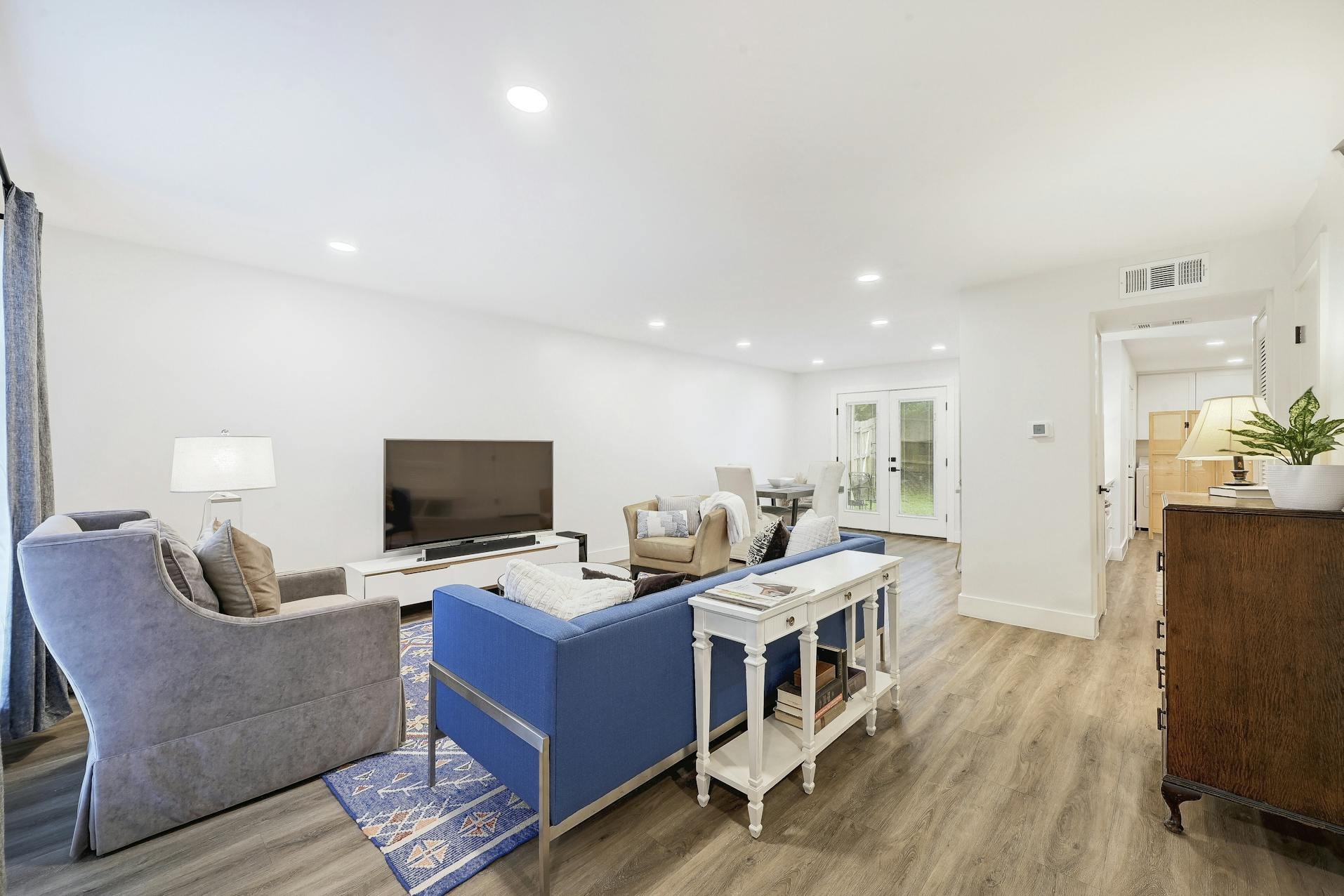 702 Castle Ridge Road, Unit B Austin, TX 78746 - Photo 7 of 23