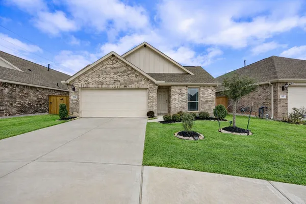 $340,000 | 224 Catalina Cove Drive, Katy, TX 77493
