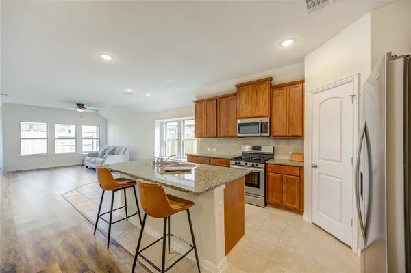$340,000 | 224 Catalina Cove Drive, Katy, TX 77493