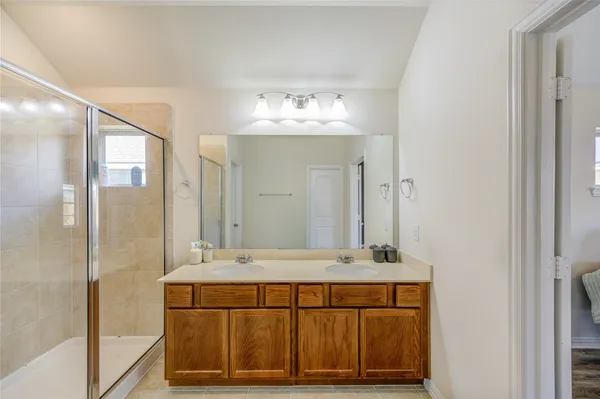 $340,000 | 224 Catalina Cove Drive, Katy, TX 77493