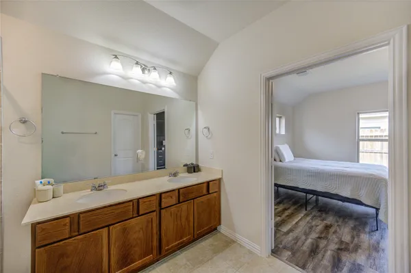 $340,000 | 224 Catalina Cove Drive, Katy, TX 77493