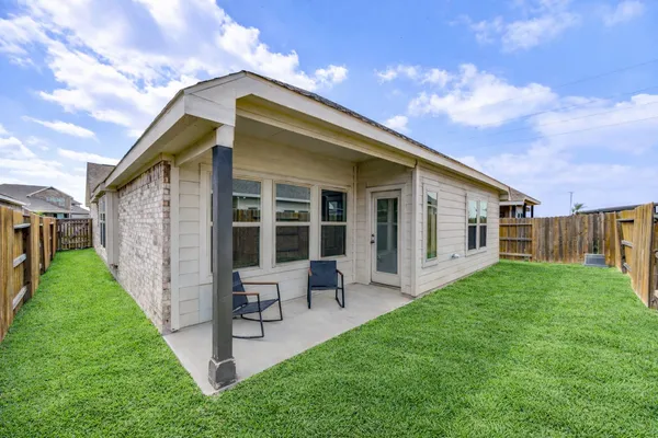 $340,000 | 224 Catalina Cove Drive, Katy, TX 77493