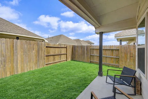 $340,000 | 224 Catalina Cove Drive, Katy, TX 77493