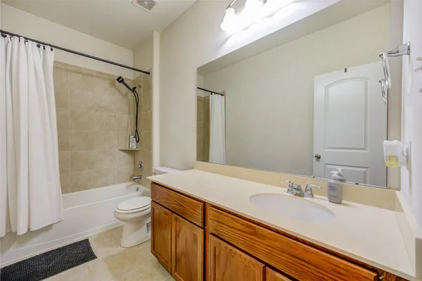 $340,000 | 224 Catalina Cove Drive, Katy, TX 77493