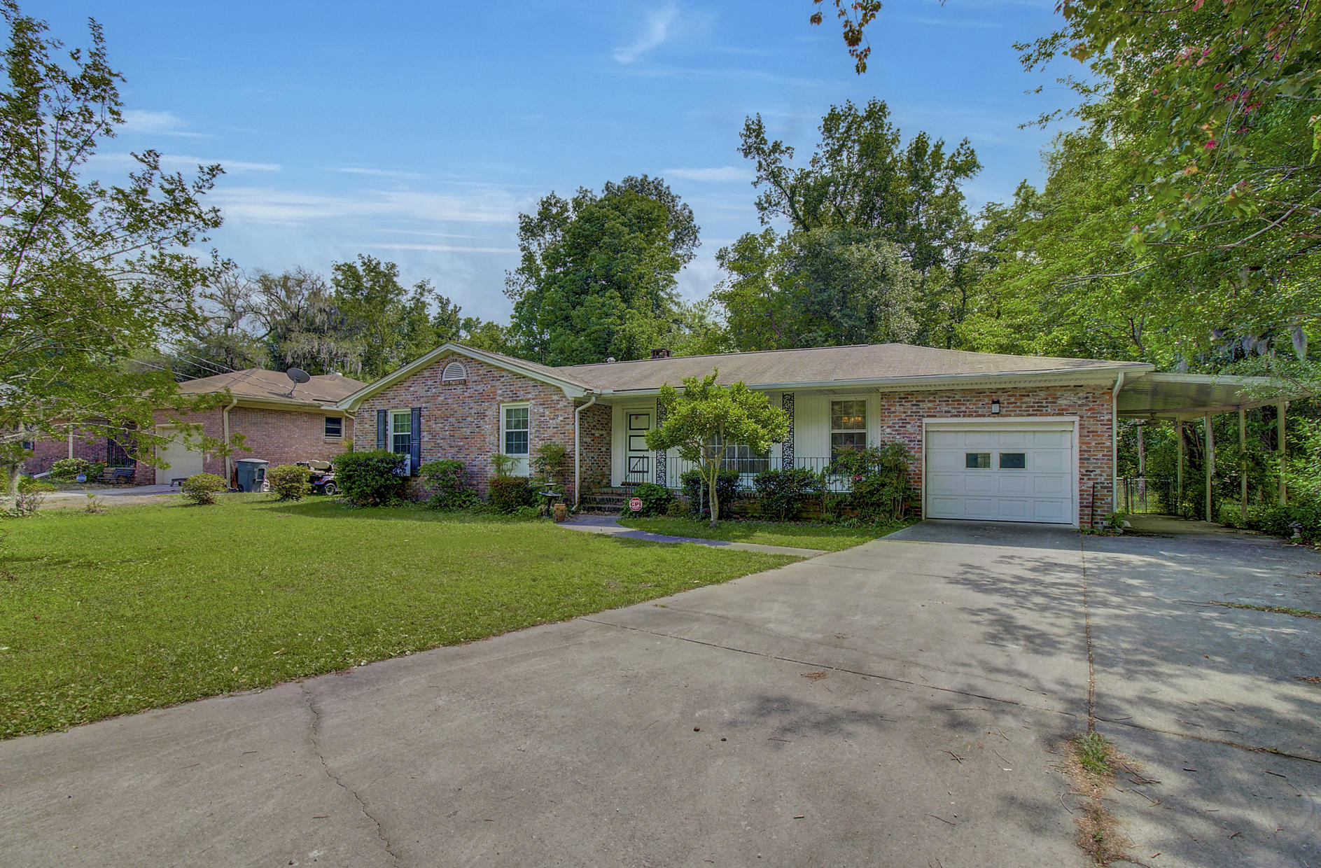 6037 Rembert Drive Hanahan, SC 29410 - Photo 3 of 43 (3)