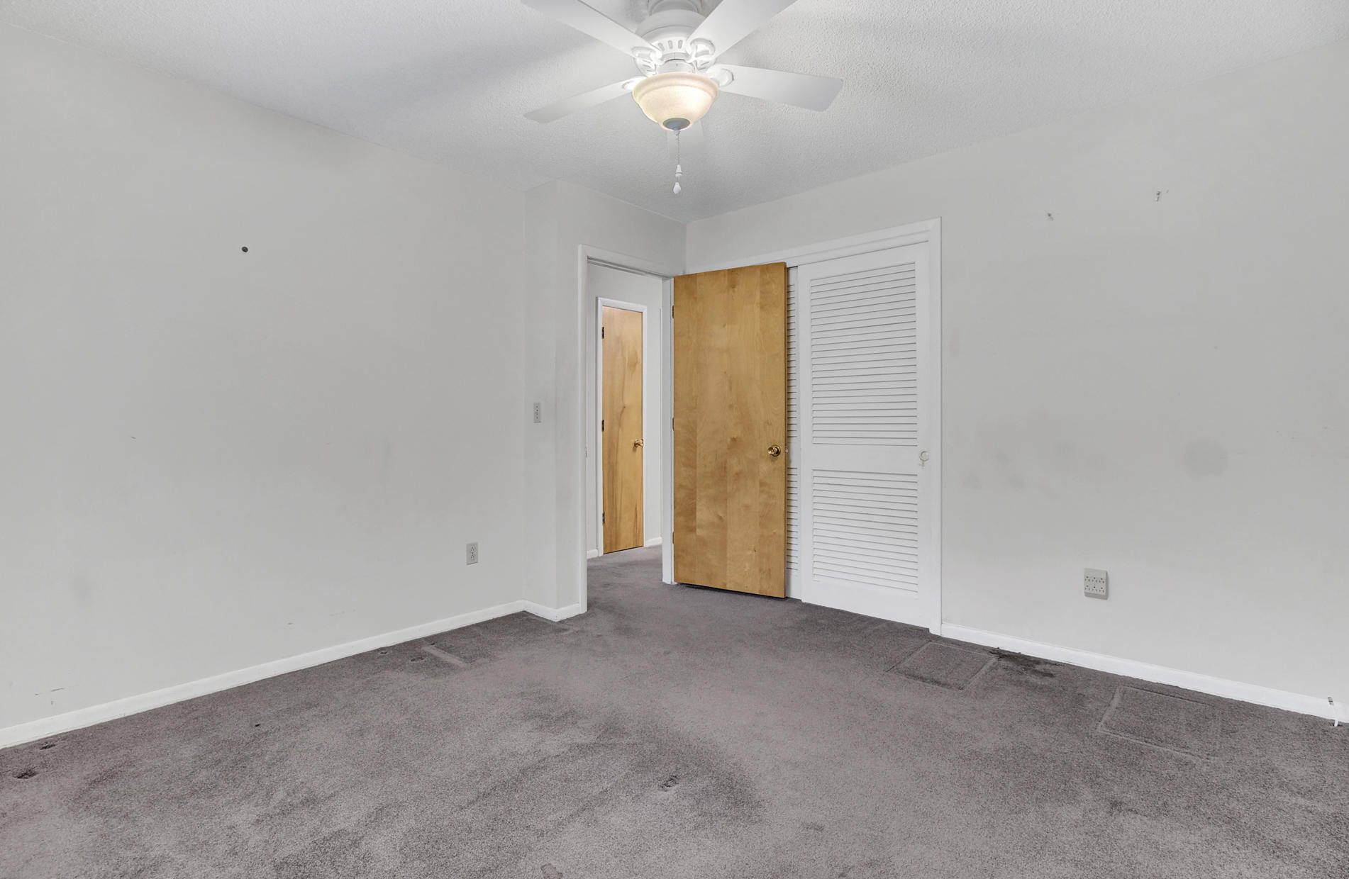 6037 Rembert Drive Hanahan, SC 29410 - Photo 26 of 43 (26)