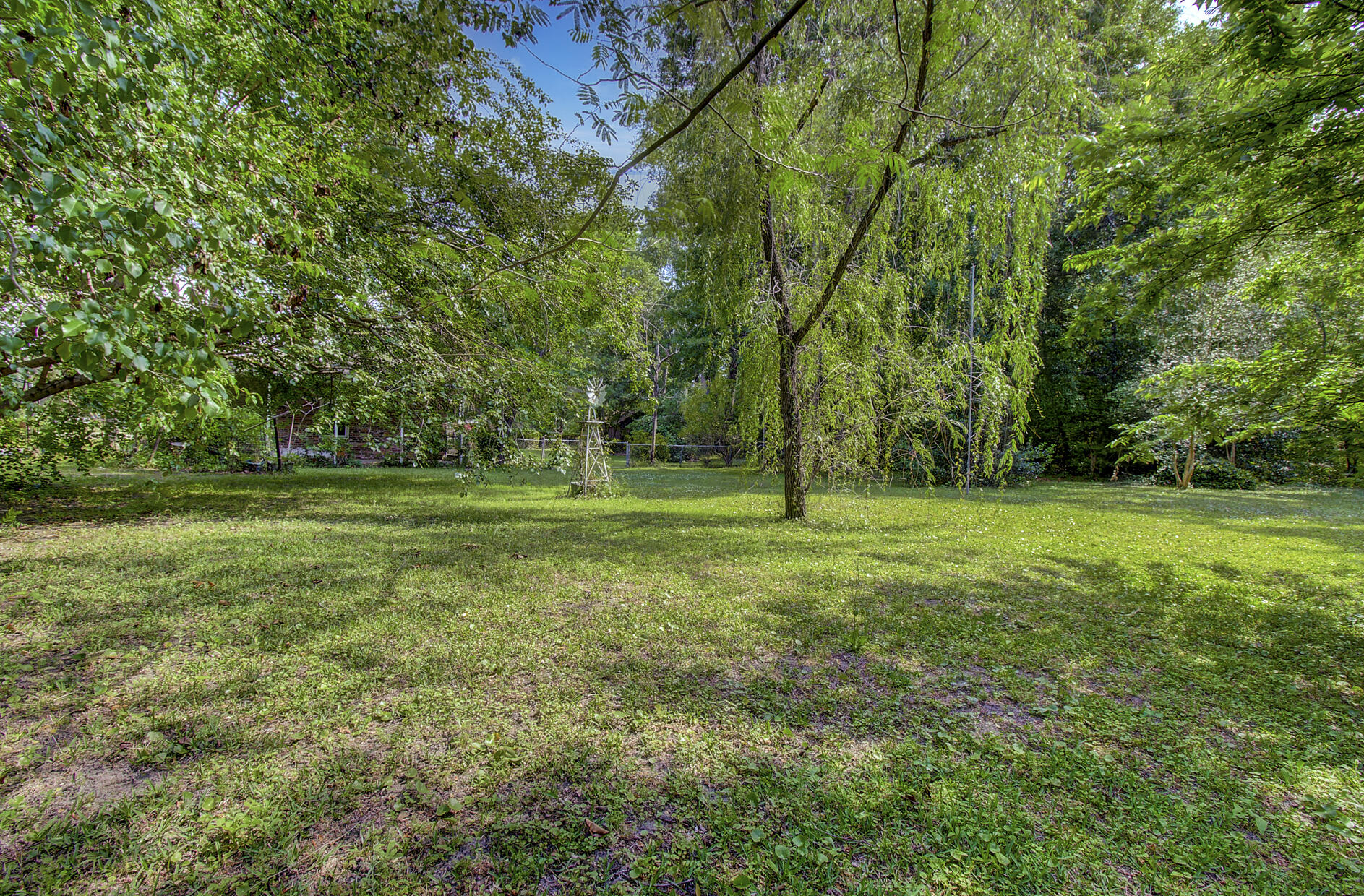 6037 Rembert Drive Hanahan, SC 29410 - Photo 41 of 43 (36)