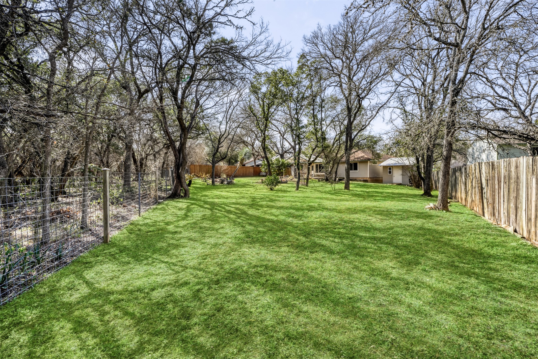 6701 Stage Coach Trail Austin, TX 78745 - Photo 23 of 23 View of fenced backyard