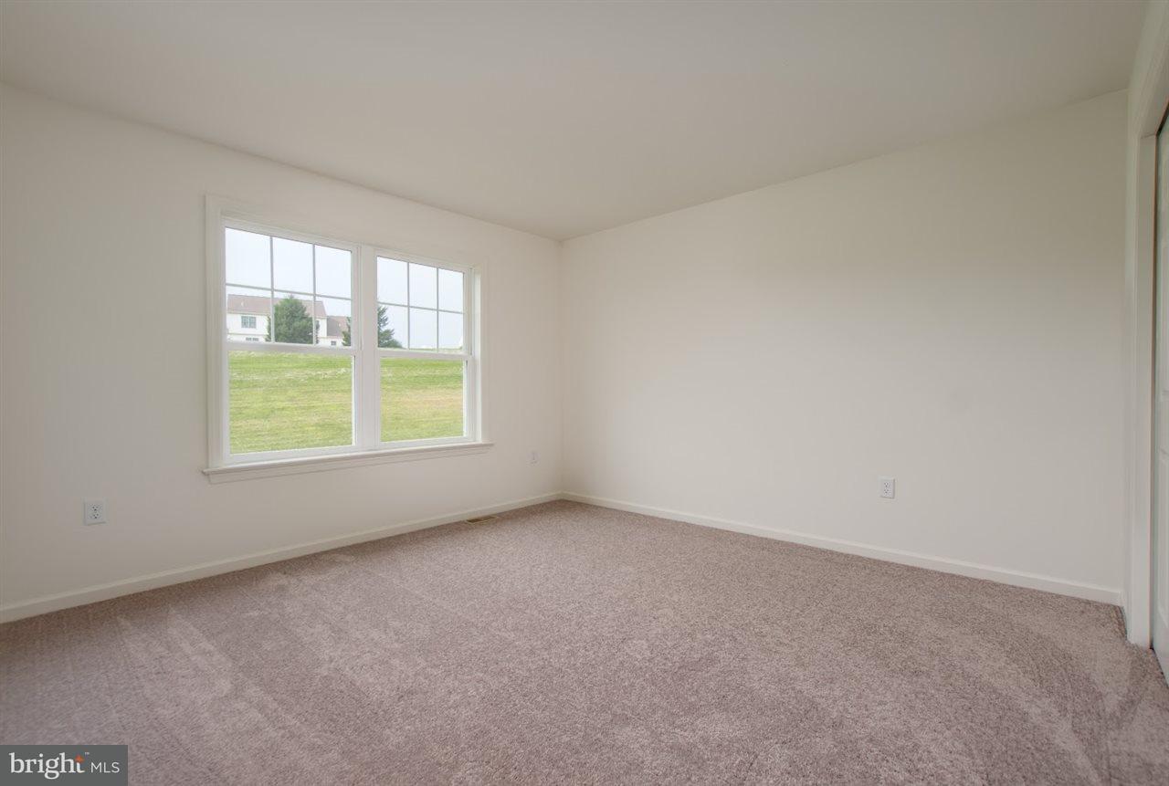 7037 Beaver Spring Road Harrisburg, PA 17111 - Photo 14 of 23 Gallery Image 14