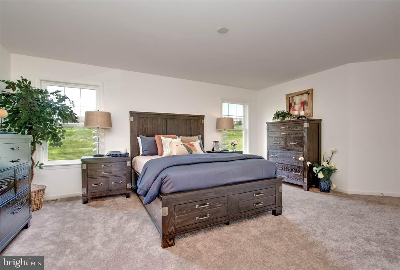 7037 Beaver Spring Road Harrisburg, PA 17111 - Photo 19 of 23 Gallery Image 19