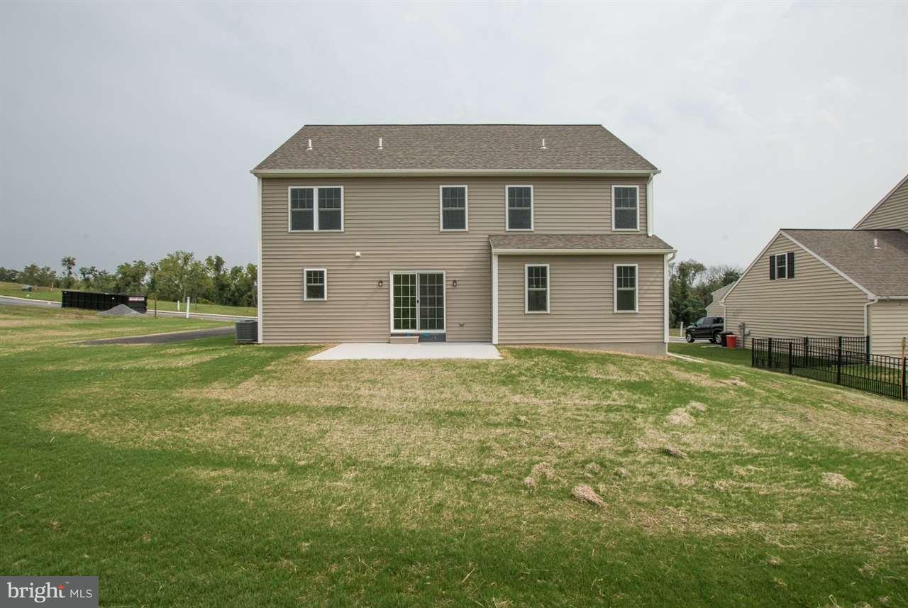 7037 Beaver Spring Road Harrisburg, PA 17111 - Photo 4 of 23 Gallery Image 4