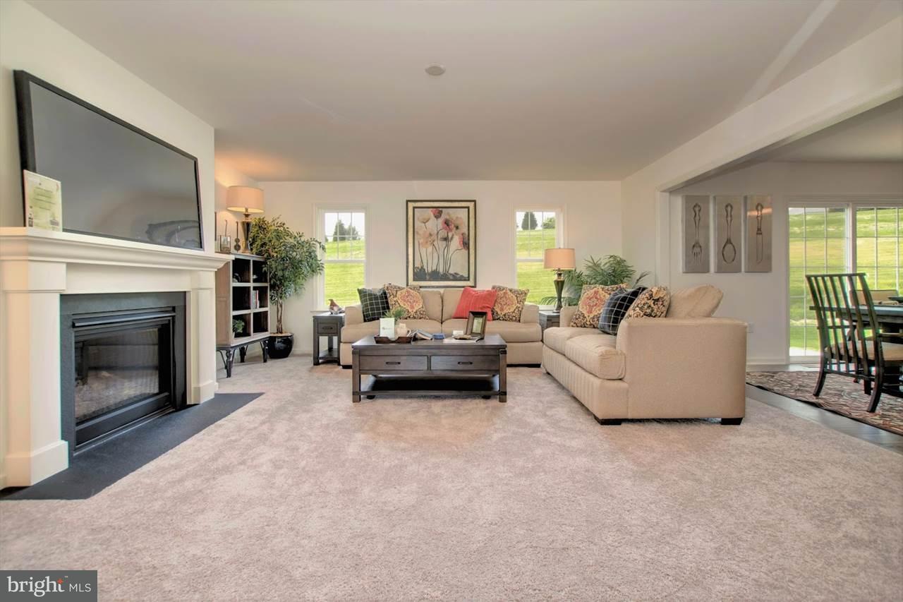 7037 Beaver Spring Road Harrisburg, PA 17111 - Photo 9 of 23 Gallery Image 9