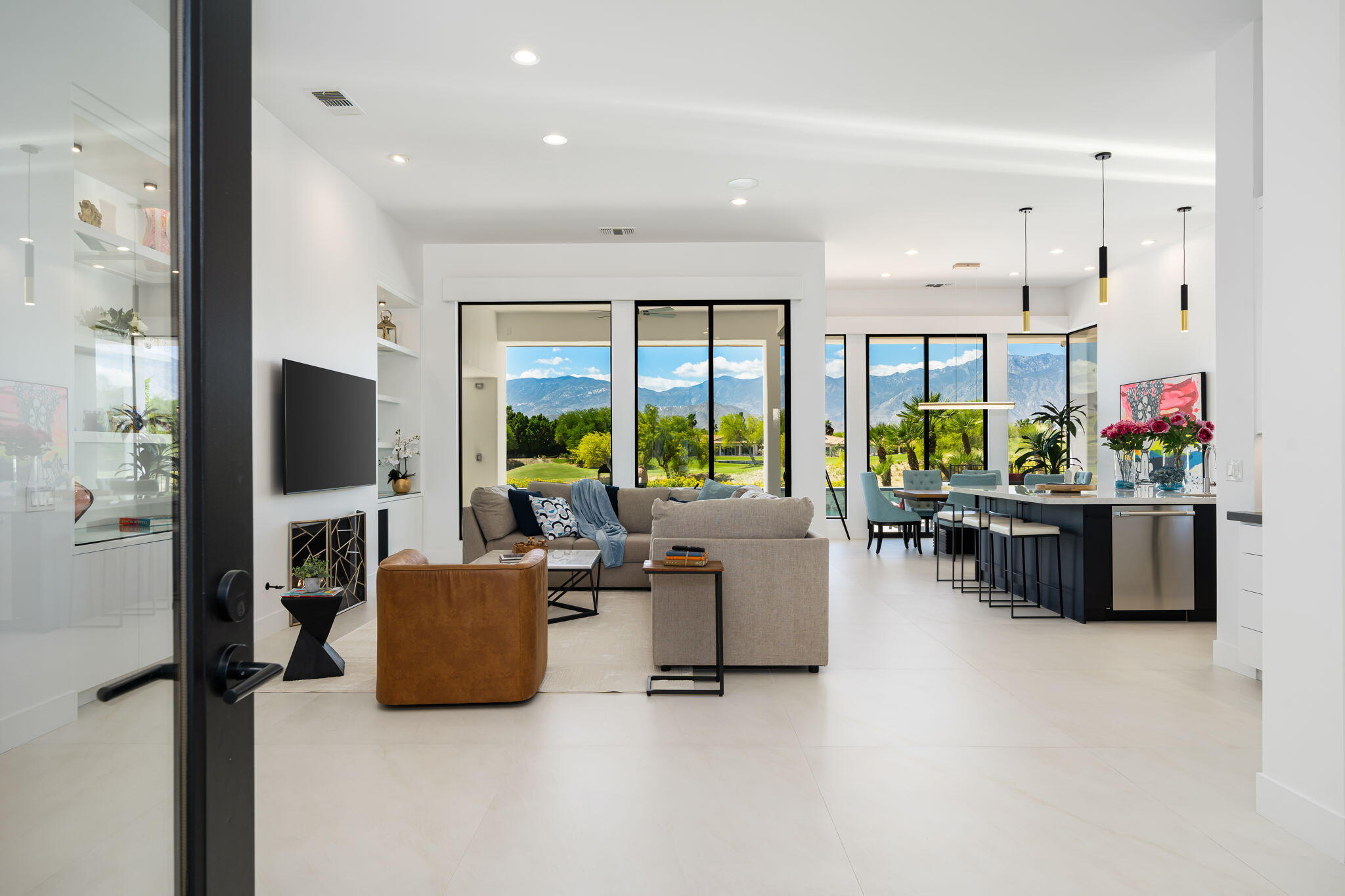 194 Loch Lomond Road Rancho Mirage, CA 92270 - Photo 6 of 33 28-web-or-mls-DFLoman_OPMG_0426_028