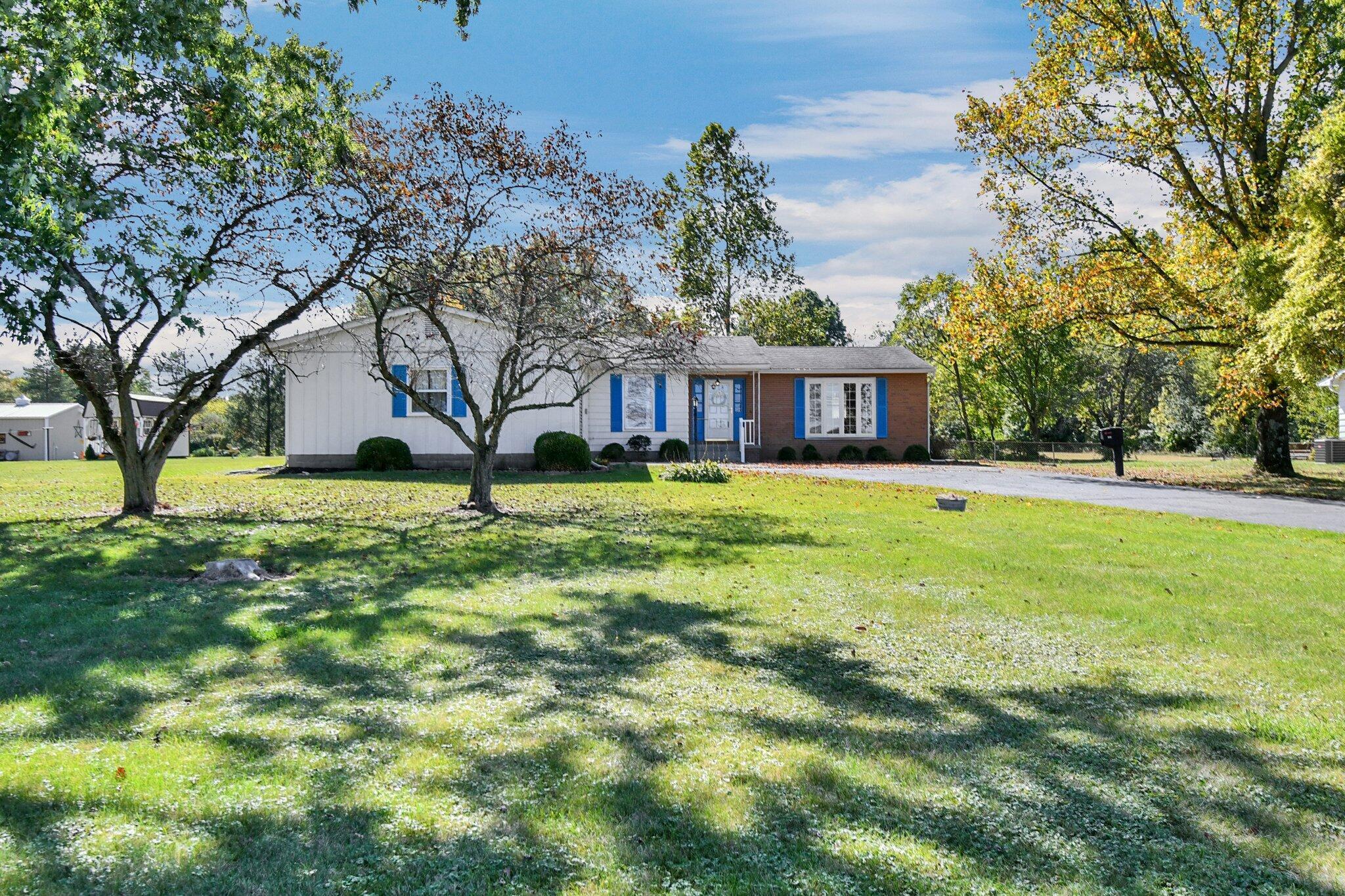 869 Dunkle Road Circleville, OH 43113 - Photo 3 of 42 3-web-or-mls-DSC_2546 - Copy