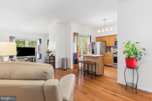 $489,900 | 804 Pasadena Place, Bowie, MD 20716