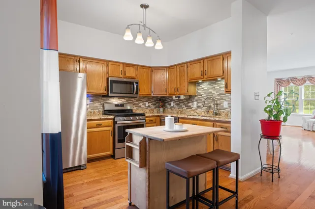 $489,900 | 804 Pasadena Place, Bowie, MD 20716