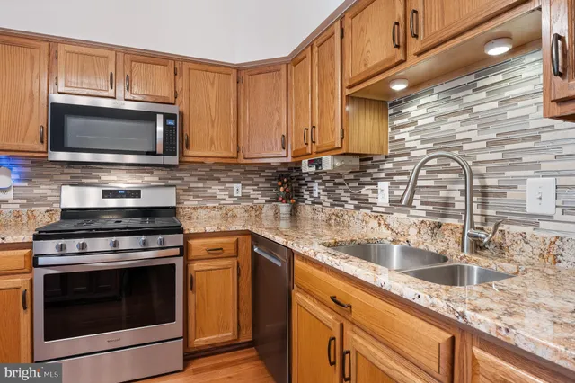 $489,900 | 804 Pasadena Place, Bowie, MD 20716