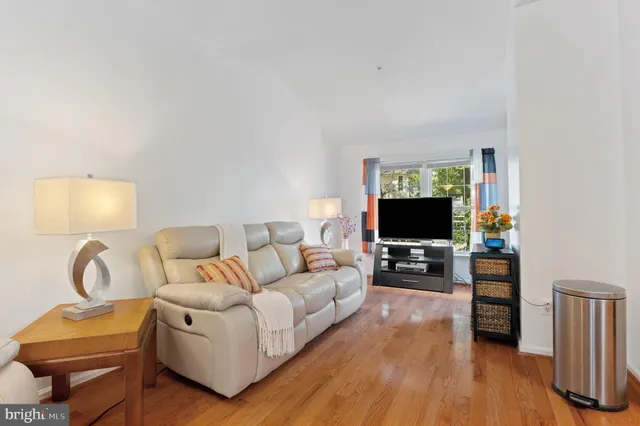 $489,900 | 804 Pasadena Place, Bowie, MD 20716