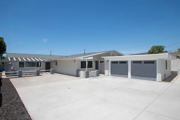 $1,980,000 | 1104-1106 Gardena Road, Encinitas, CA 92024