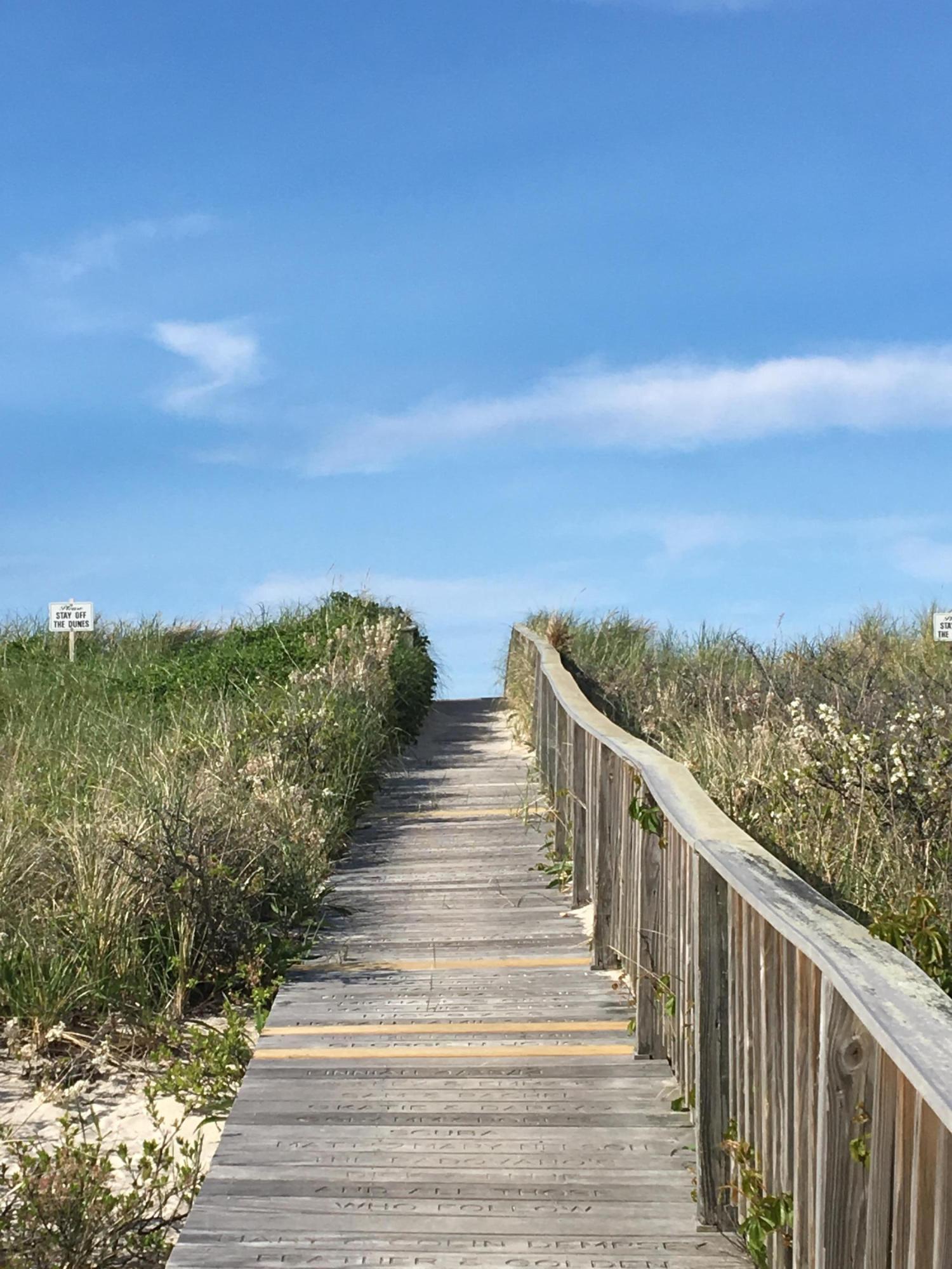 23 Torrey Road East Sandwich, MA 02537 - Photo 24 of 25 a view of a balcony with an ocean view