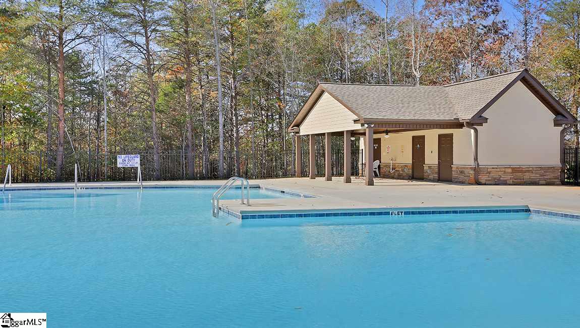 451 Bucklebury Road Greer, SC 29651 - Photo 4 of 9 Gallery Image 4
