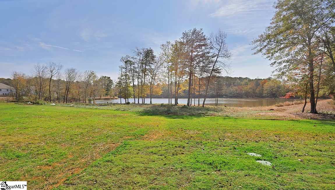 451 Bucklebury Road Greer, SC 29651 - Photo 5 of 9 Gallery Image 5