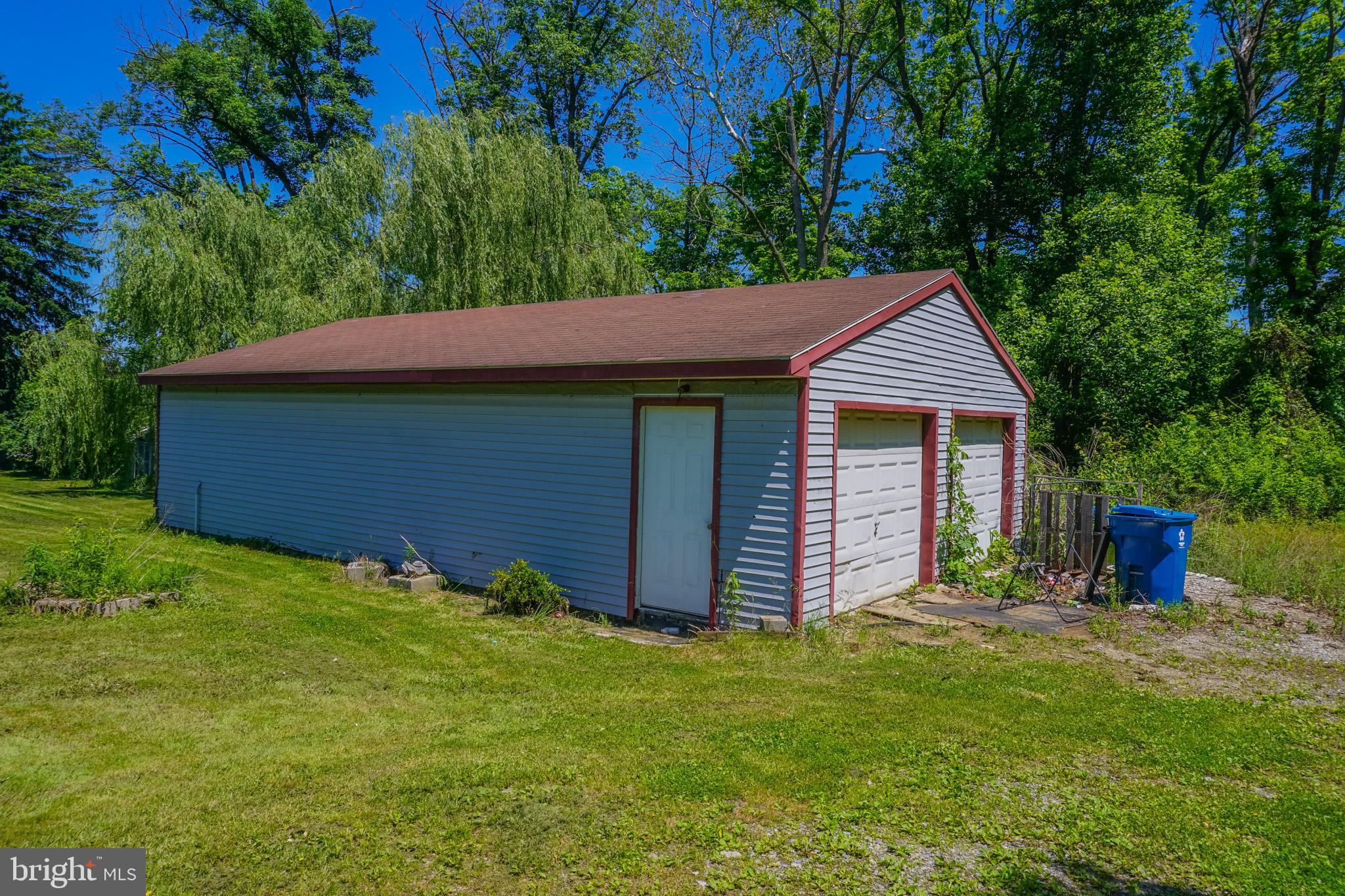 1303 Sunnyside Road Spring Grove, PA 17362 - Photo 6 of 14