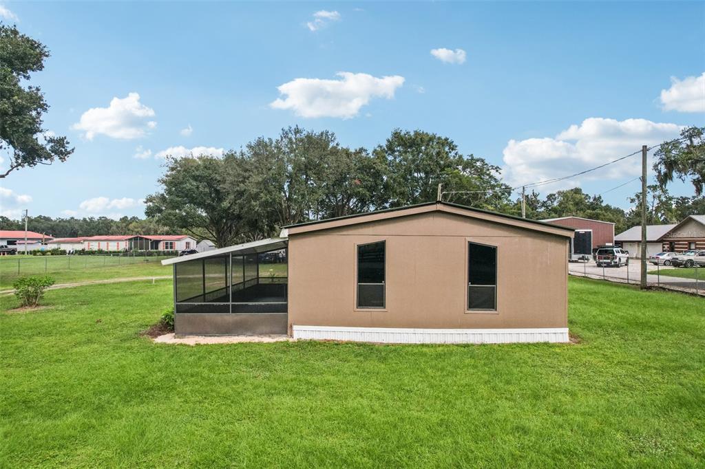 4708 Gallagher Road Plant City, FL 33565 - Photo 14 of 62