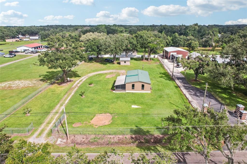 4708 Gallagher Road Plant City, FL 33565 - Photo 17 of 62