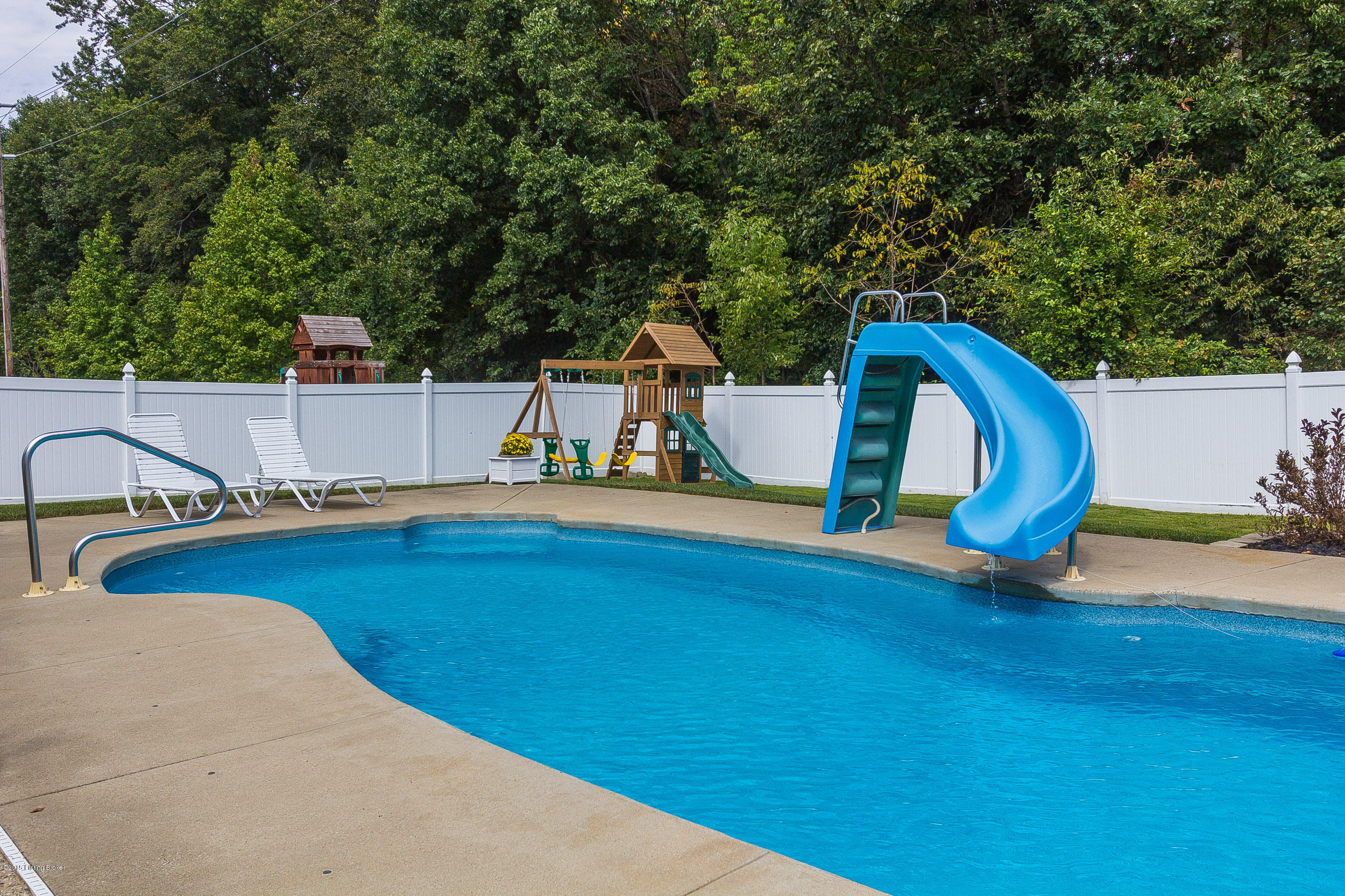 8223 Adams Run Road Louisville, KY 40228 - Photo 16 of 59 8223 Adams Run Rd-17