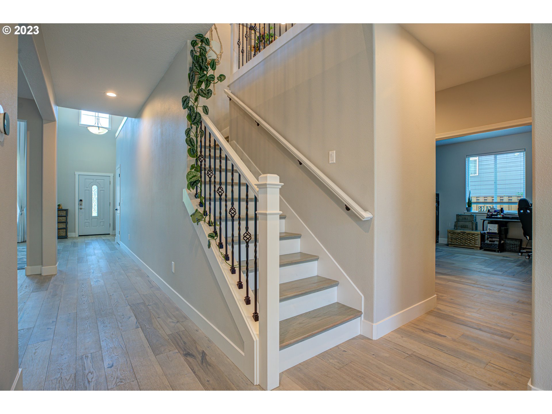 6055 Southeast 28th Street Gresham, OR 97080 - Photo 24 of 48 a view interior of house and wooden floor