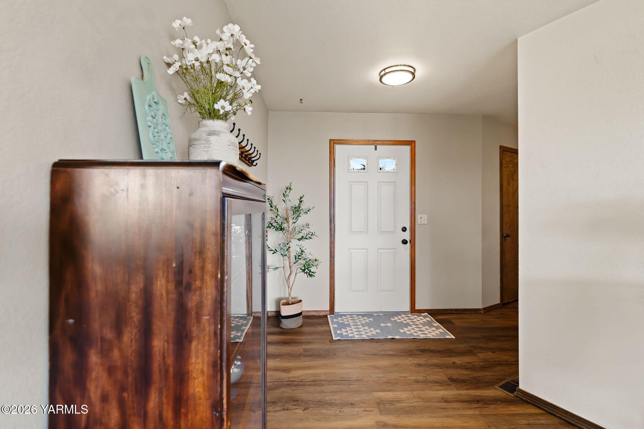 605 Bittner Road Yakima, WA 98901 - Photo 4 of 47 13_605 Bittner Rd-4