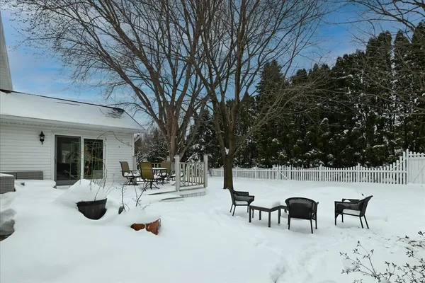 $579,900 | 1025 Pasadena Parkway, Waunakee, WI 53597