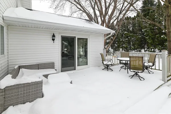 $579,900 | 1025 Pasadena Parkway, Waunakee, WI 53597
