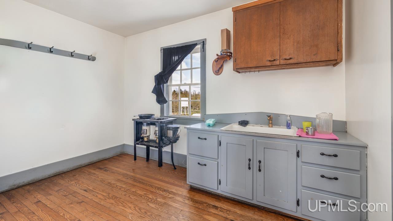 3624 21st Road Gladstone, MI 49837 - Photo 12 of 40