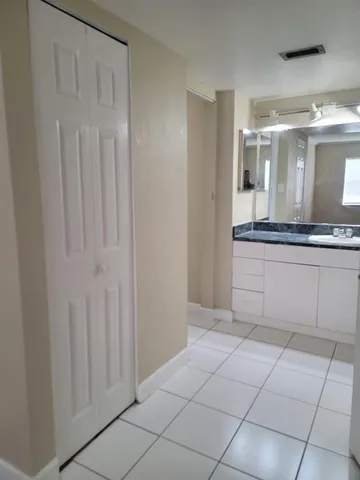 $1,400 | 4324 Northwest 9th Avenue, Unit 73B, Deerfield Beach, FL 33064