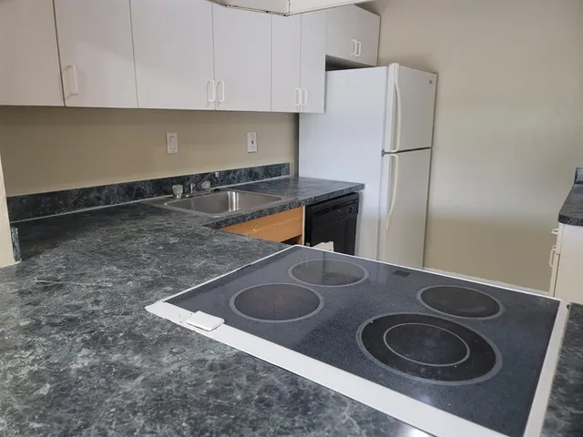 $1,400 | 4324 Northwest 9th Avenue, Unit 73B, Deerfield Beach, FL 33064